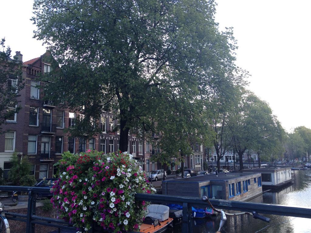Great Bed And Breakfast Ámsterdam Exterior foto