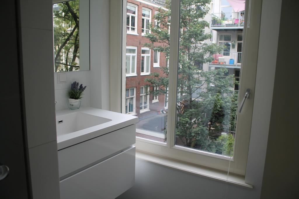 Great Bed And Breakfast Ámsterdam Habitación foto
